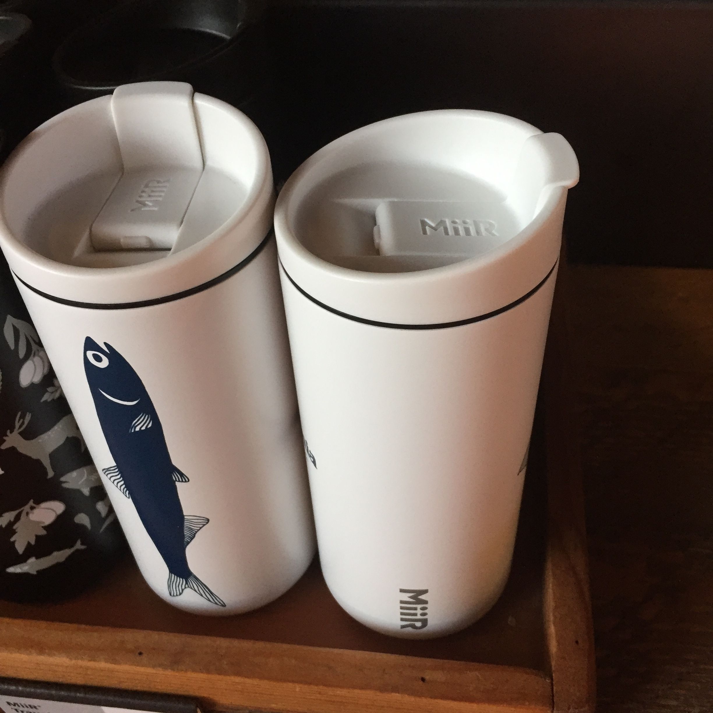 日本未入荷☆パタゴニアPatagonia タンブラー白/魚 MiiR(354ml