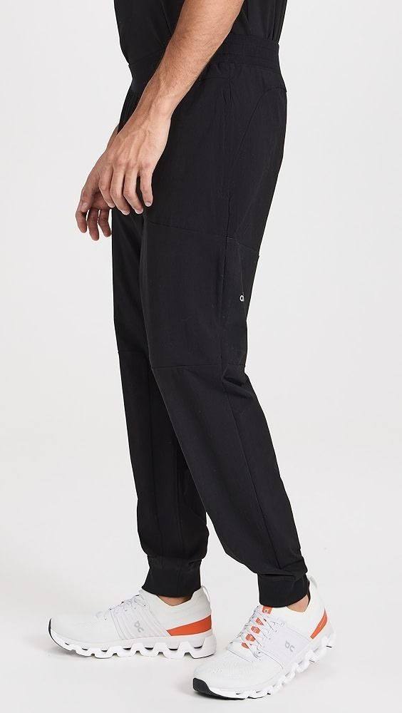 大人気【Alo Yoga】Co-Op Pants ジョガーパンツ (ALO Yoga/トラック