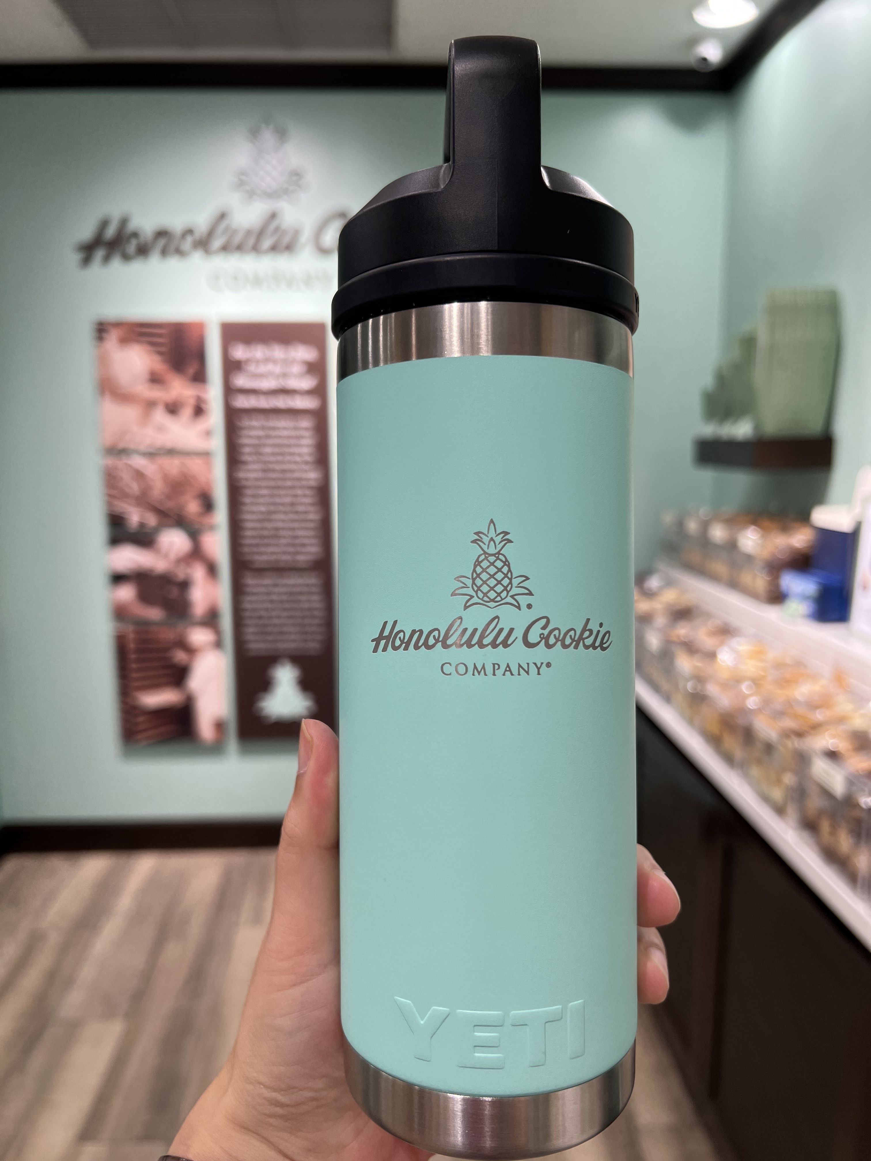 ハワイ限定 ホノルルクッキー＋ YETI コラボのステンレスボトル