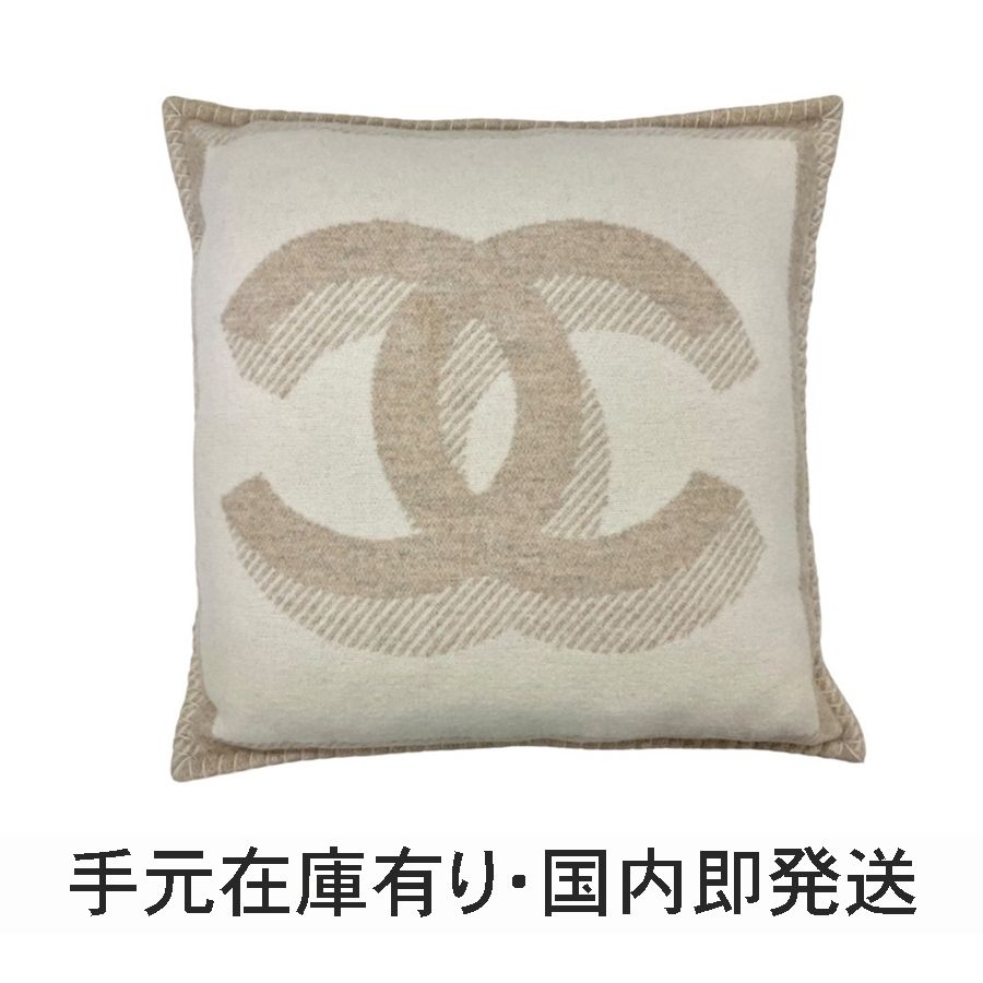 CHANEL CCロゴ ベージュ クッション AA1088 X12988 C2393 (CHANEL