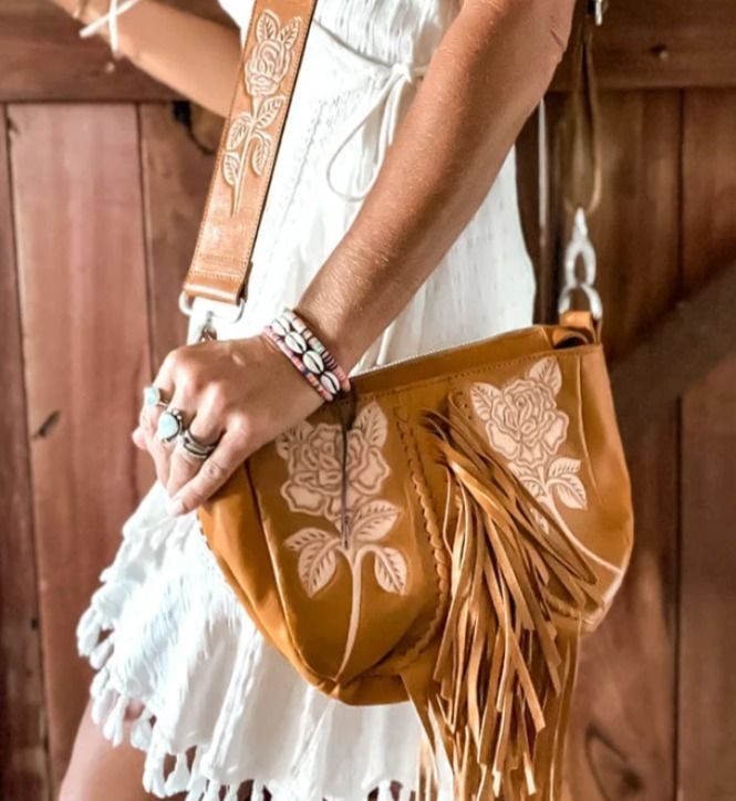 美しいバラモチーフ☆MAHIYA☆レザー☆ボヘミアン Cassidy Bag (MAHIYA