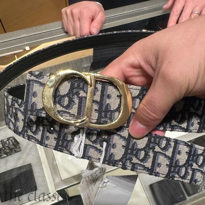 リバーシブルで使い分けが楽しめる♪】DIOR ベルト (Dior/ベルト