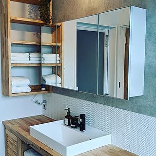 ホテルミラーボックスW1200 ホワイト(KT03529N)｜洗面所・水回りの通販