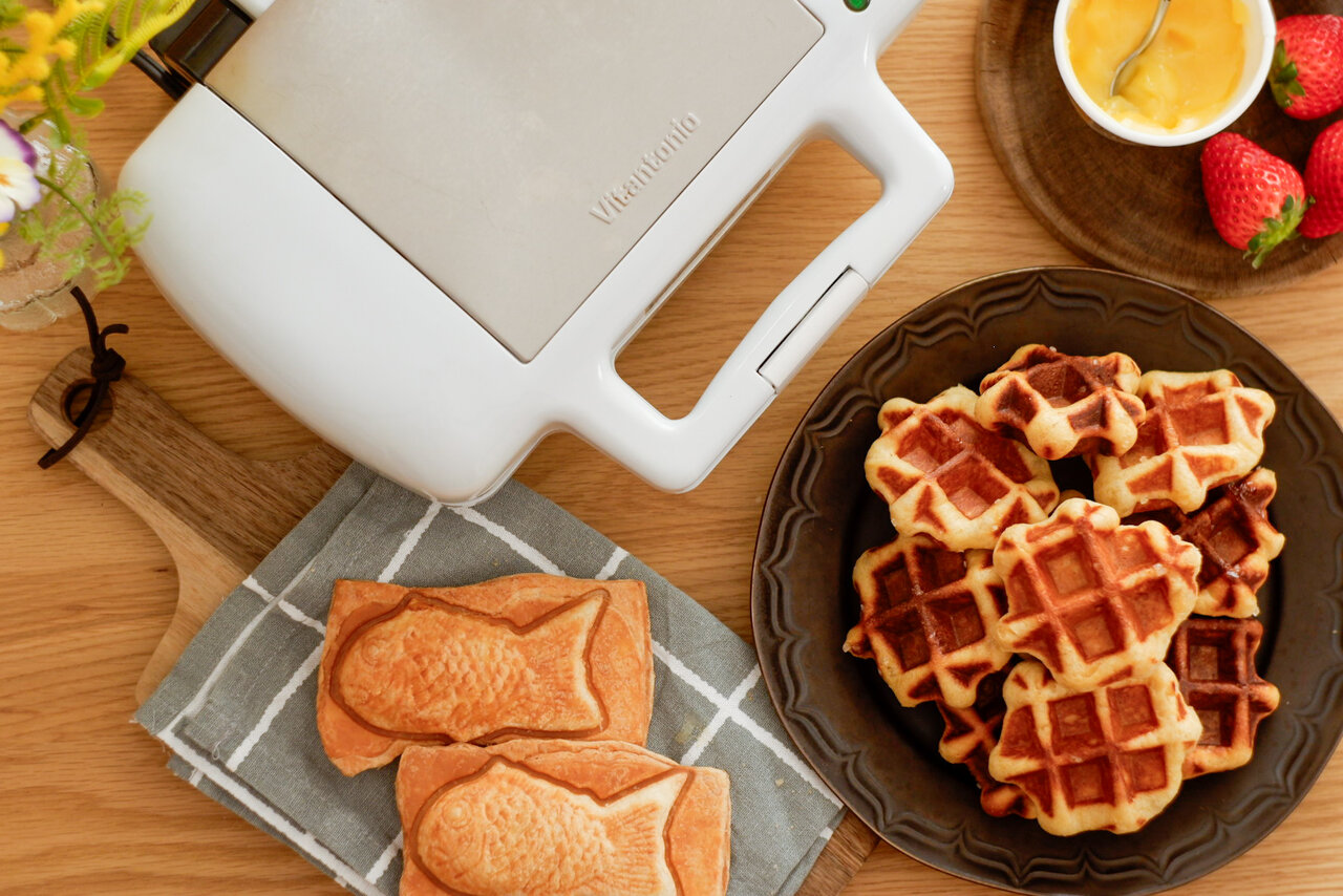 ビンタトニオ プレート合計7枚 レシピ本4冊 取説付き シルバー