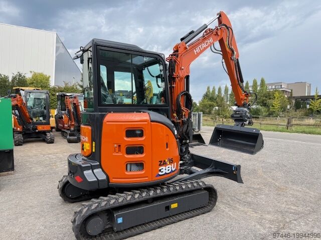 🏷️ Hitachi ZX38U-6 - used Mini excavator for sale