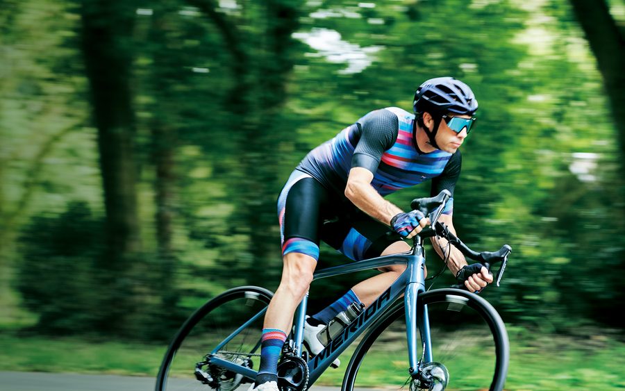 スピード レース ジャージ」など空気抵抗軽減素材の新製品が登場