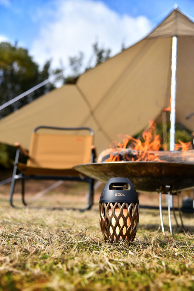 炎のように揺れる」ランタン兼用スピーカー・新色「ヴィンテージ