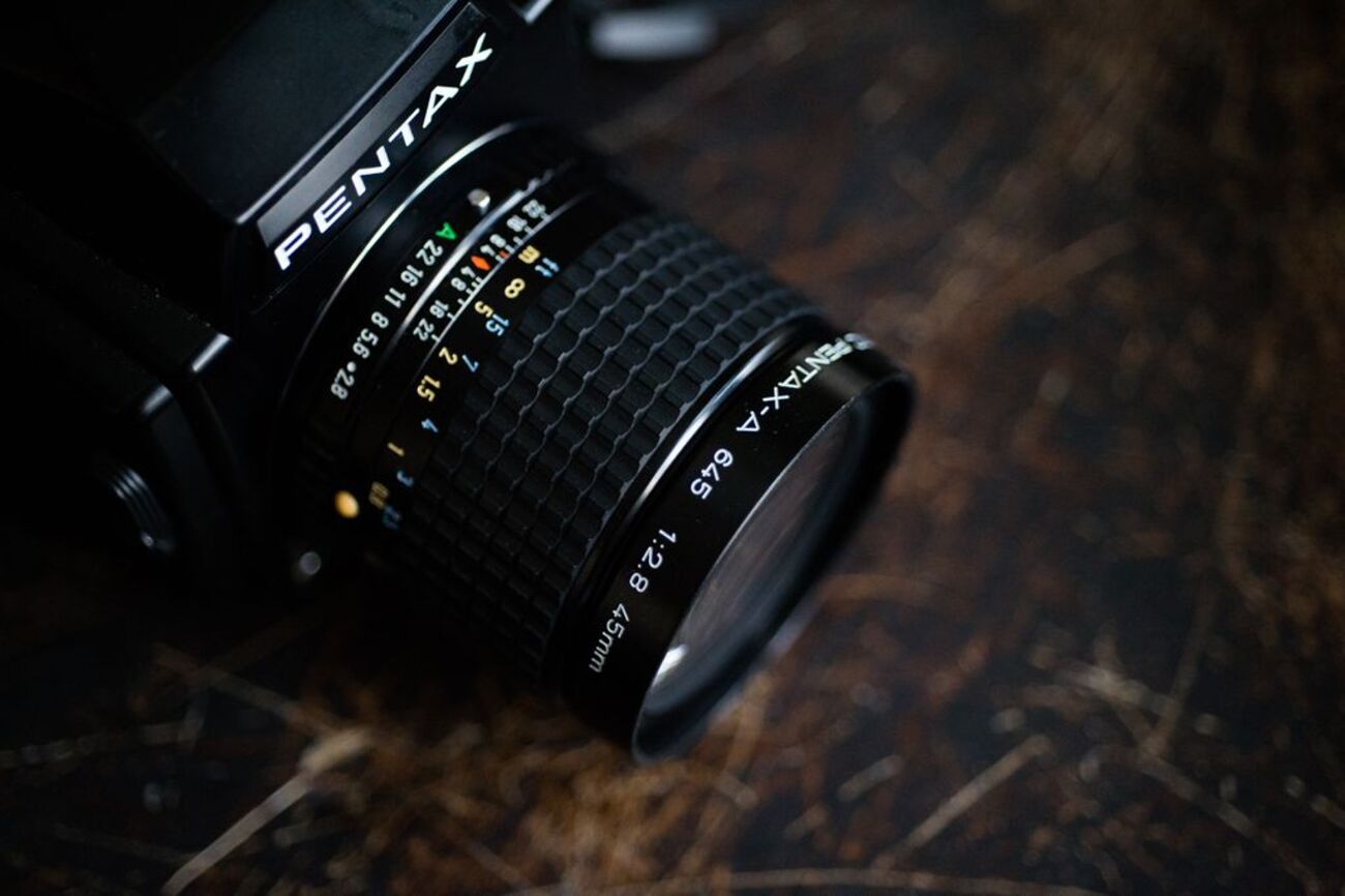 PENTAX645用レンズsmc PENTAX-A 645 45mm f2.8がやってきた - カメラが