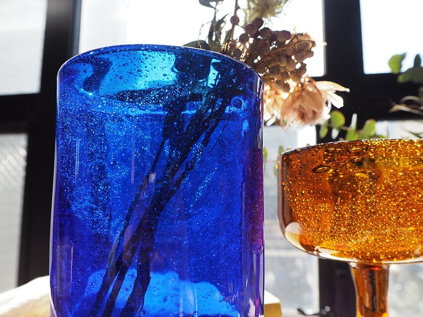 エリック・ホグラン／深い青色ゴブレット／フラワーベース／ブルー