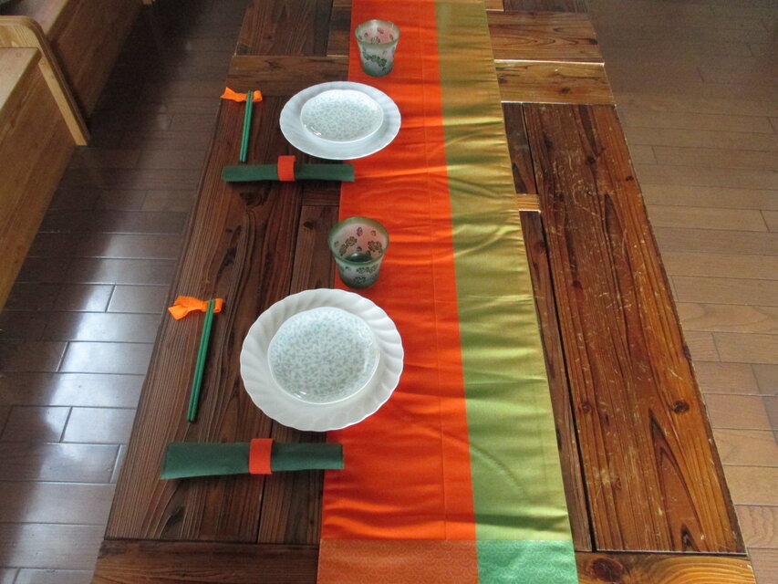 r98 飾り軸付 144x31cm 表と裏 帯 テーブルランナー テーブルセンター