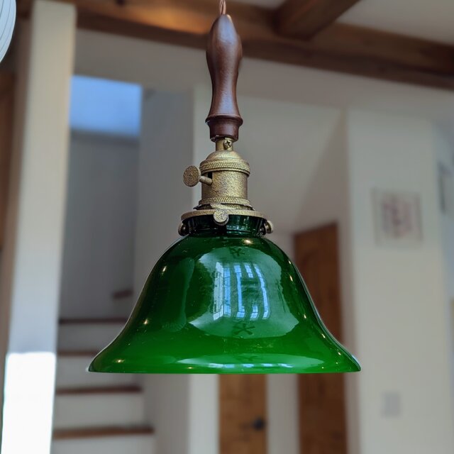 レトロなグリーンシェードのペンダントライト【受注生産】 | iichi