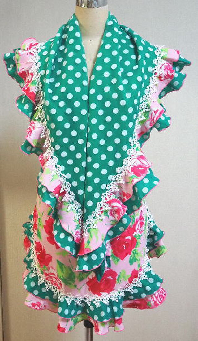 フラメンコ用のシージョとエプロンB（グリーンの水玉とピンクの花柄