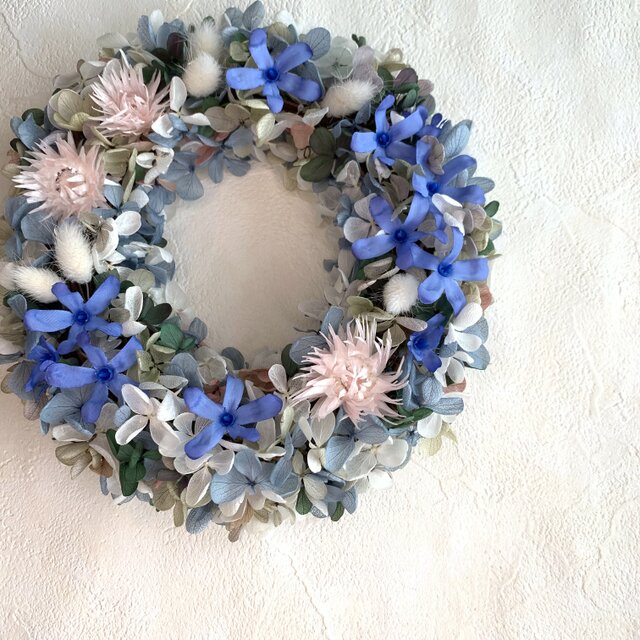 近づく夏に！サックスブルーの夏リース | iichi 日々の暮らしを