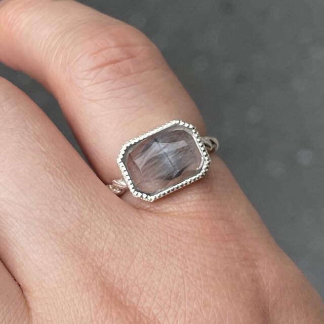 ブルッカイト in クォーツ オクタゴン型 ミックスカット プラチナ