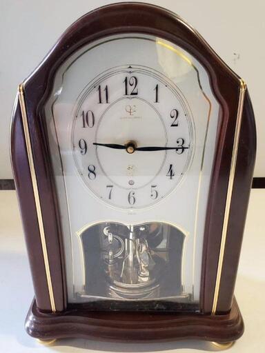 この置き時計を探しています。リズム時計 クイーンエリザベス2 (K