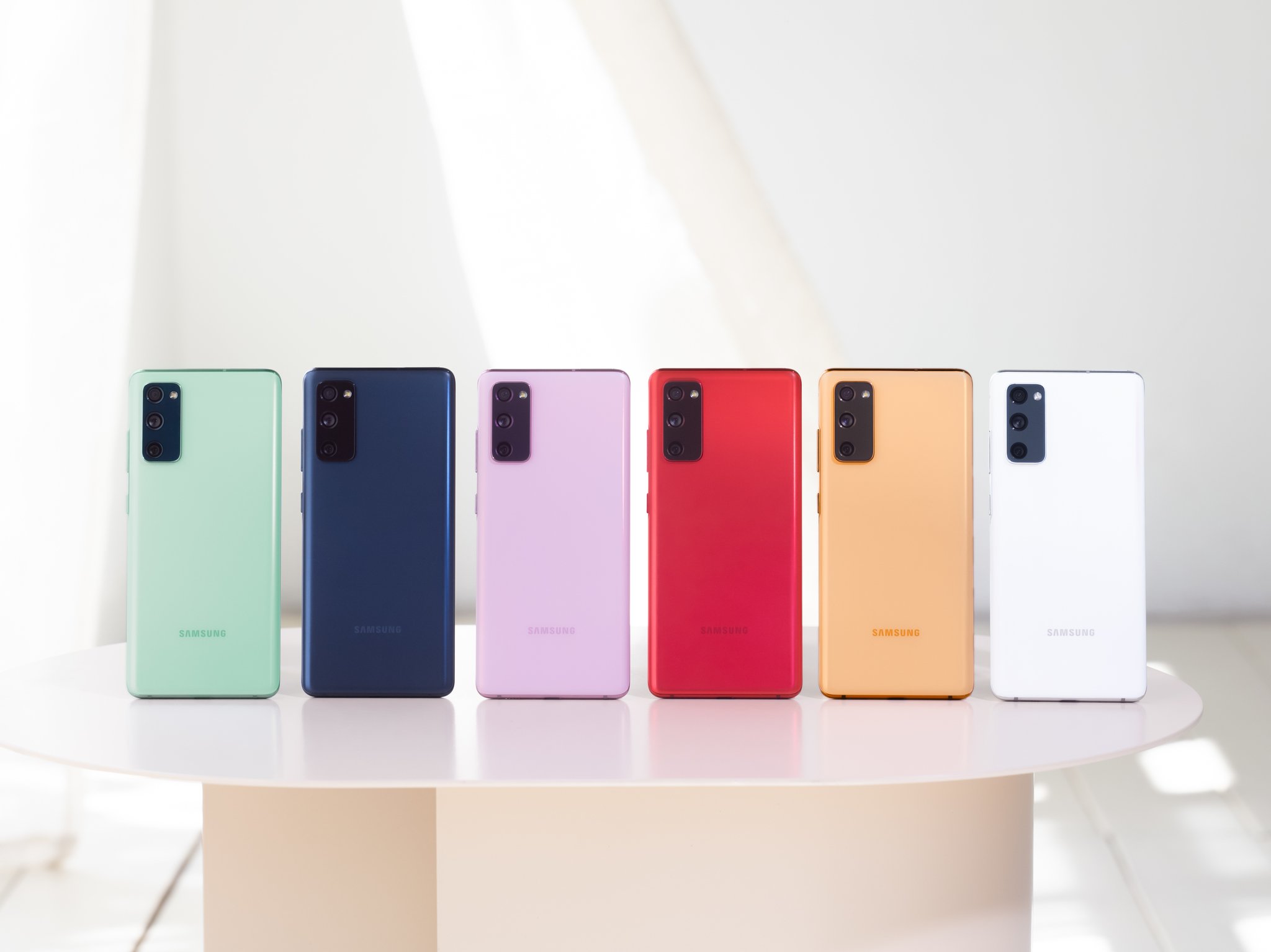 Samsung launches the Galaxy S20 Fan Edition with a plastic body