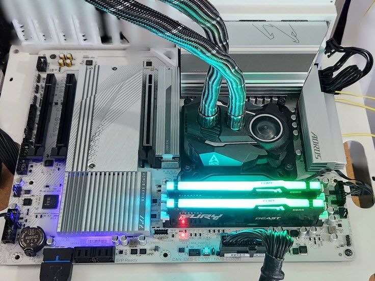 Gigabyte B650 Aorus Elite AX Ice Motherboard Review: Icy, a bit