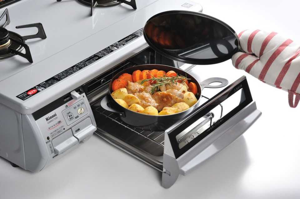 グリルインロースターが便利すぎ！家庭で簡単ダッチオーブン料理して