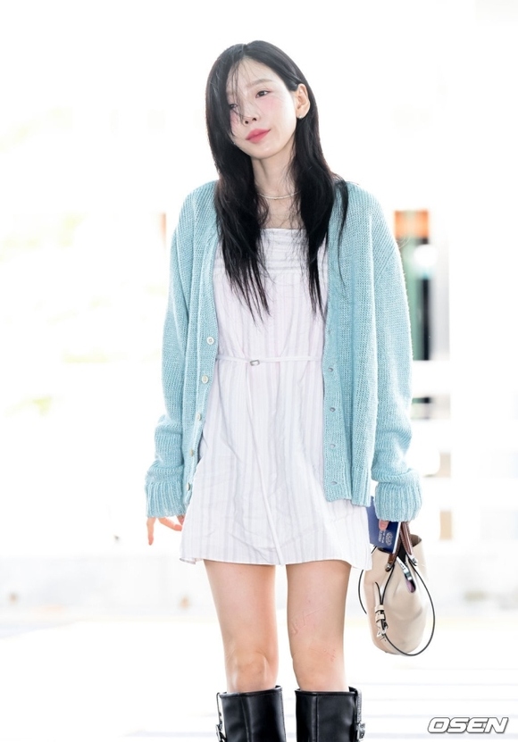 PHOTO】少女時代 テヨン、ソロコンサートのためマカオへ出国 - Kstyle