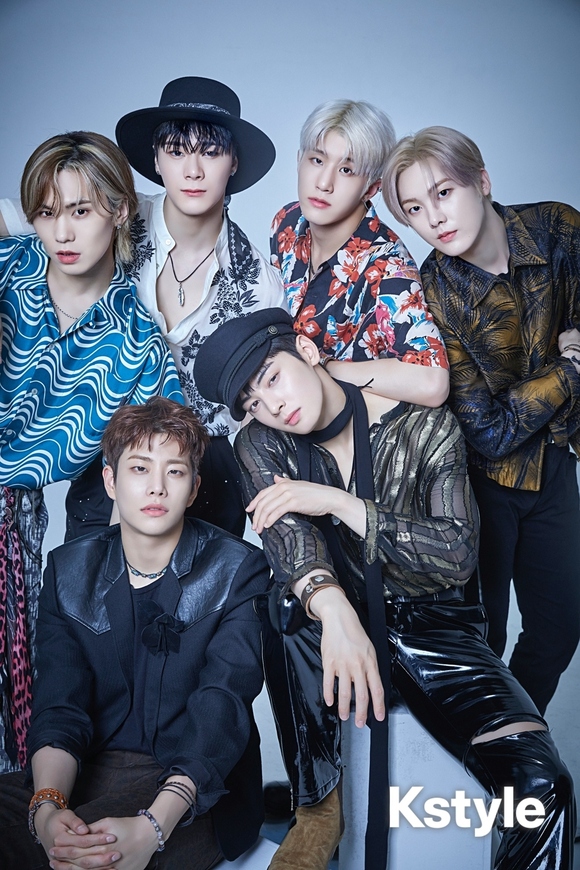 ASTRO、6年間を共に歩んだメンバーへ…ミニアルバム「SWITCH ON」に込め