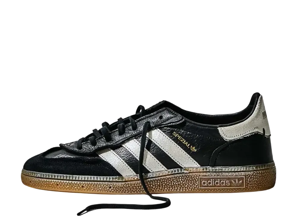 INVINCIBLE × adidas Handball Spezial 