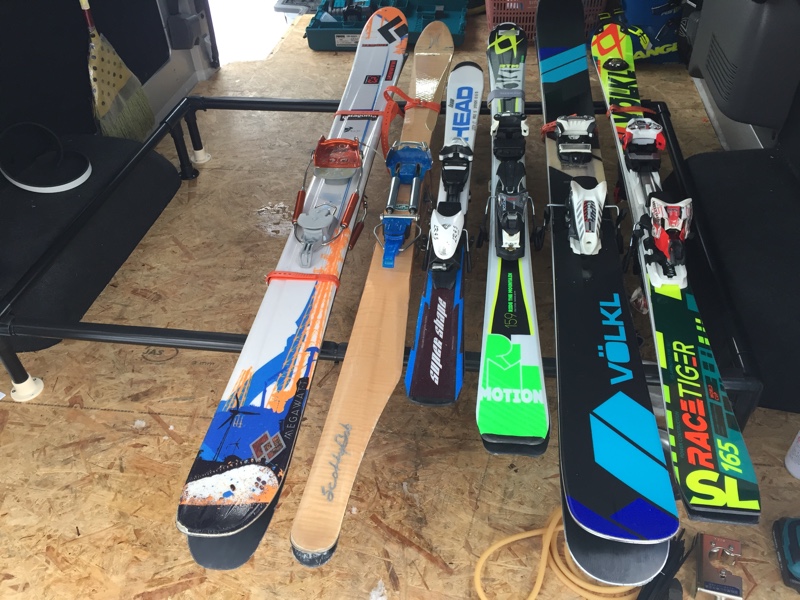 イレクターパイプでスキーラック製作（日産 NV350キャラバン・E26）by