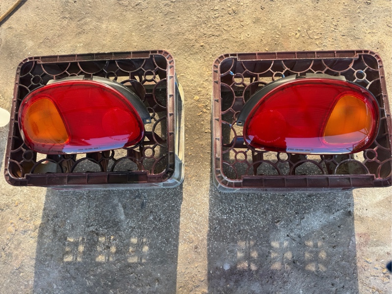 テールランプ を スモーク色にしてみたよ(^^)（スズキ カプチーノ