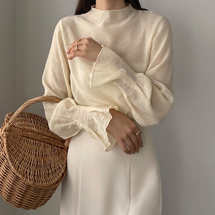 Louere フレアスリーブハイネックシアートップス[品番：AMTW0005636