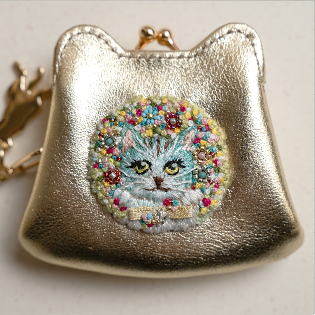 aoneco × HiroeTakagiコラボ 刺繍入りマイクロがま口ポーチ – aoneco