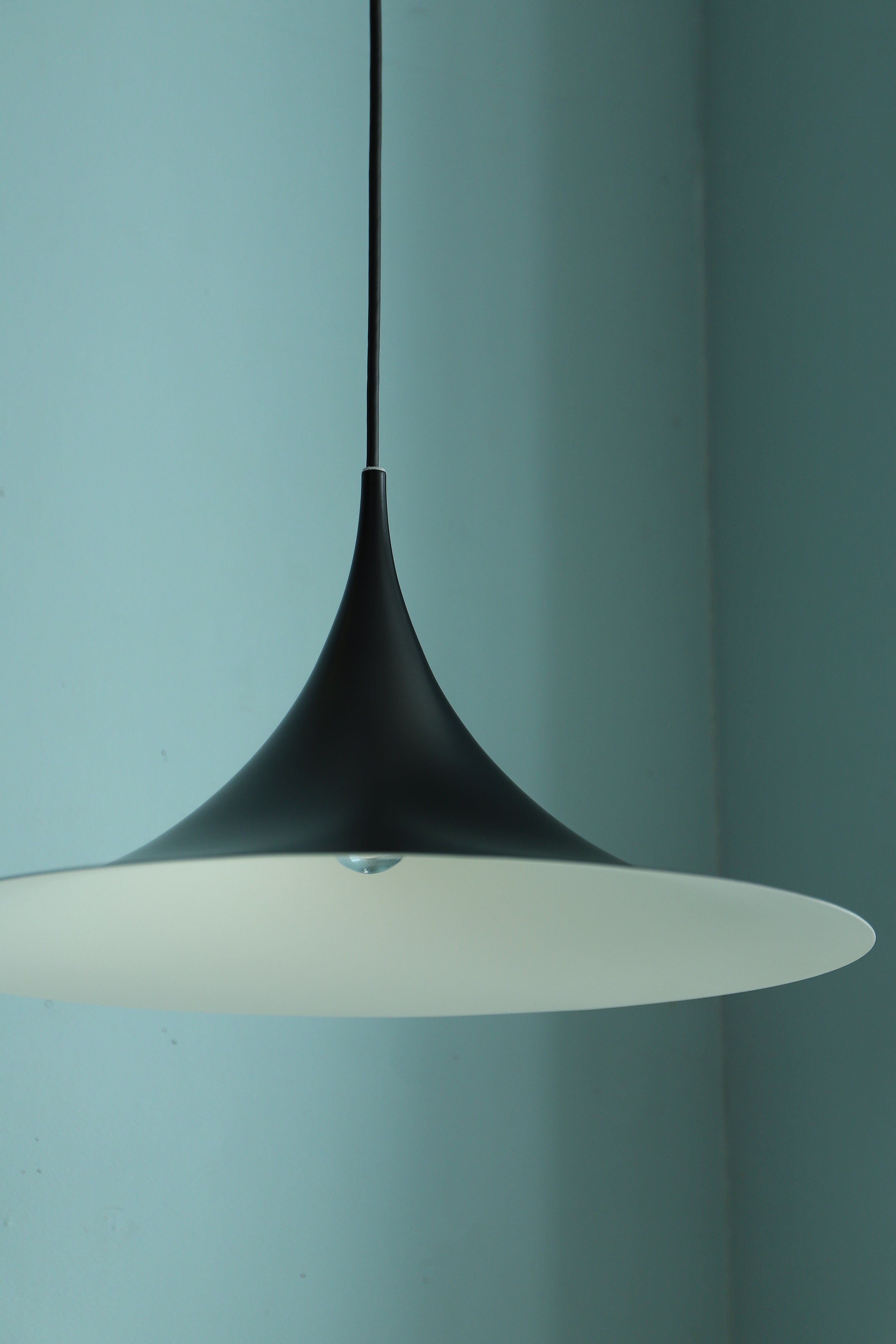 グビ デンマーク セミ ペンダントライト 照明/GUBI SEMI Danish