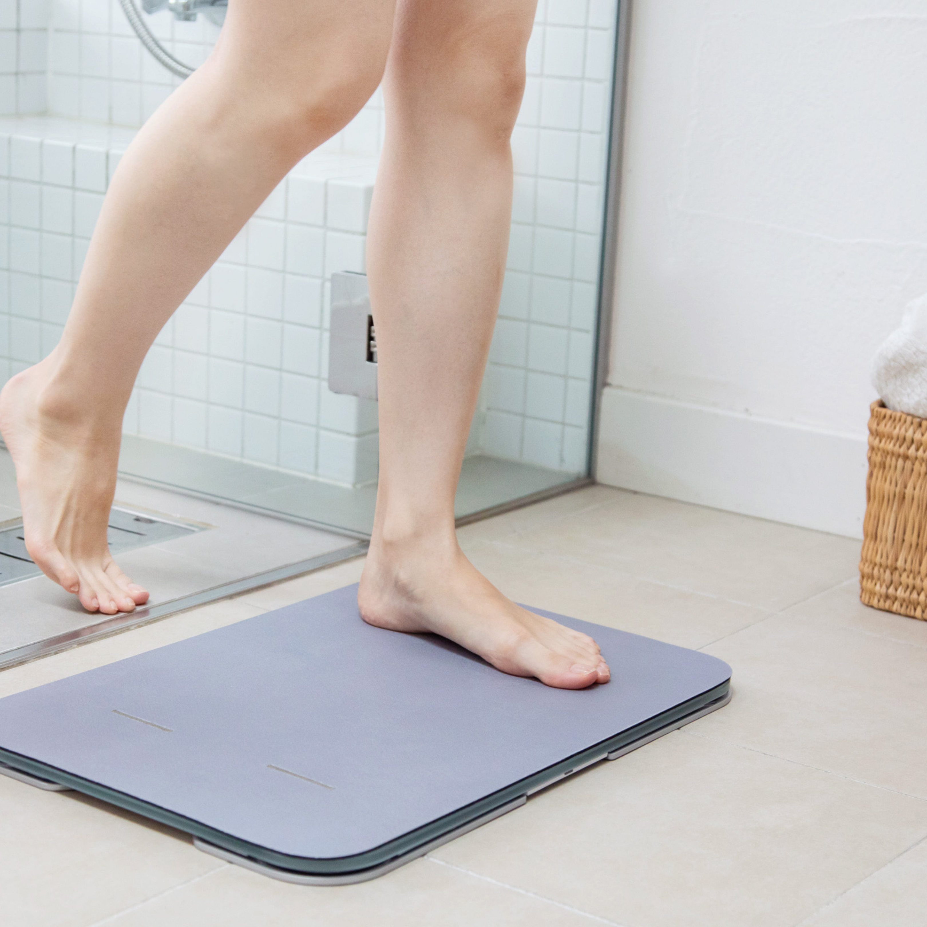 Smart Bath Mat | スマートバスマット - 体重測定できるバスマット