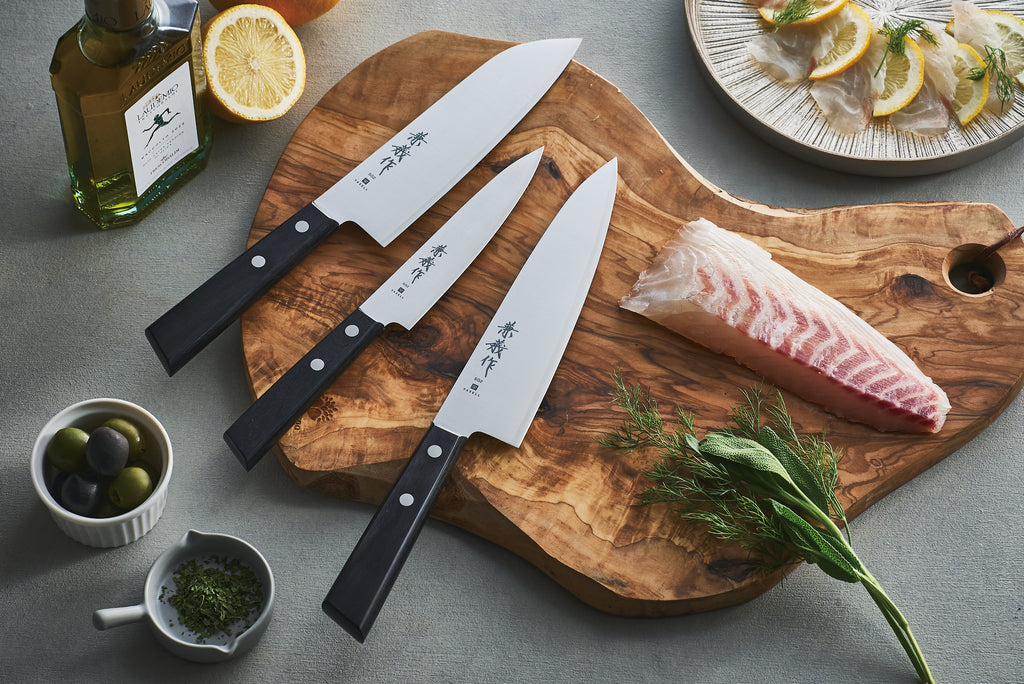 プロ仕様の包丁シリーズ「兼義作」が新発売 – YAXELL｜株式会社ヤクセル