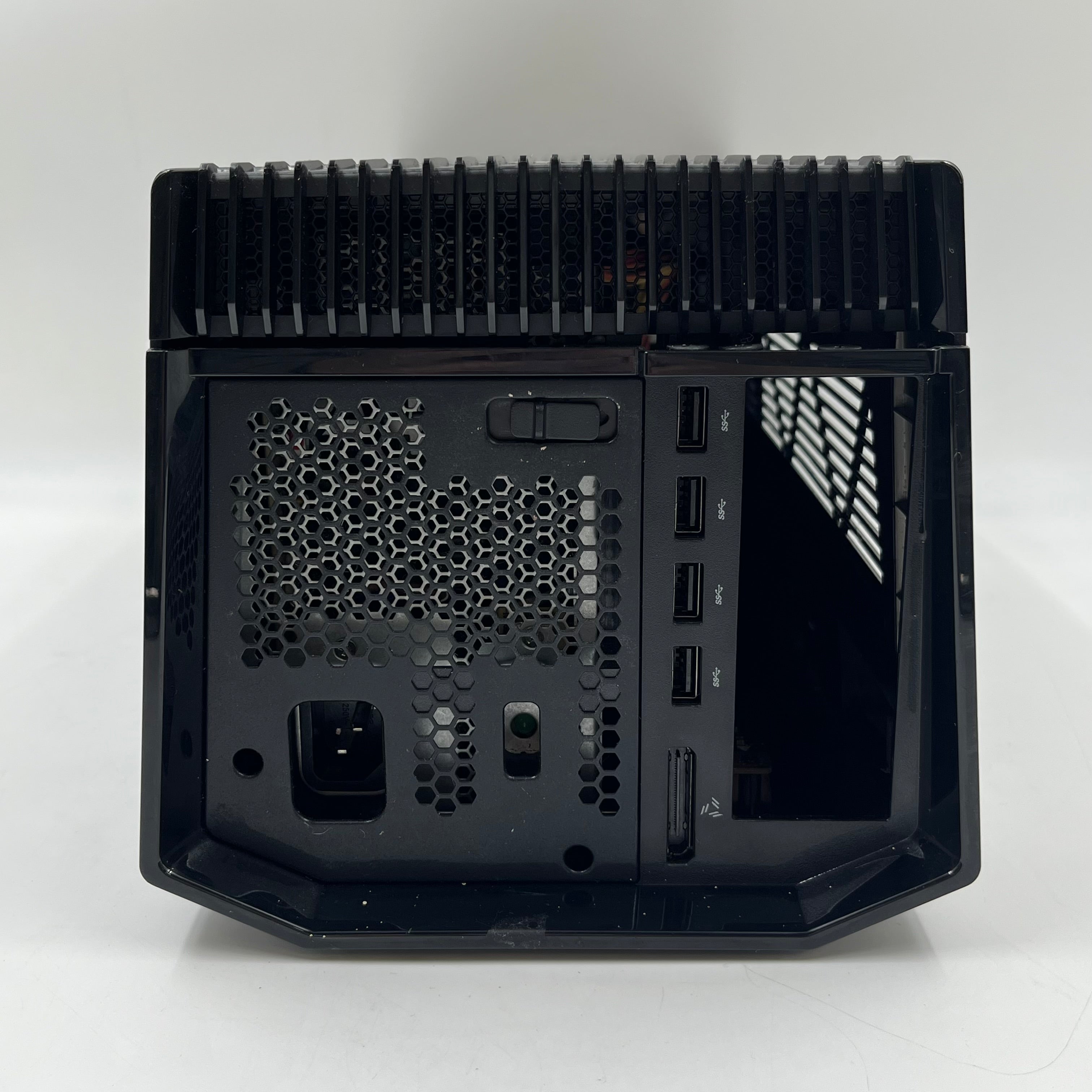 Alienware Z01G Graphics Amplifier 3RPK4 | PayMore United States