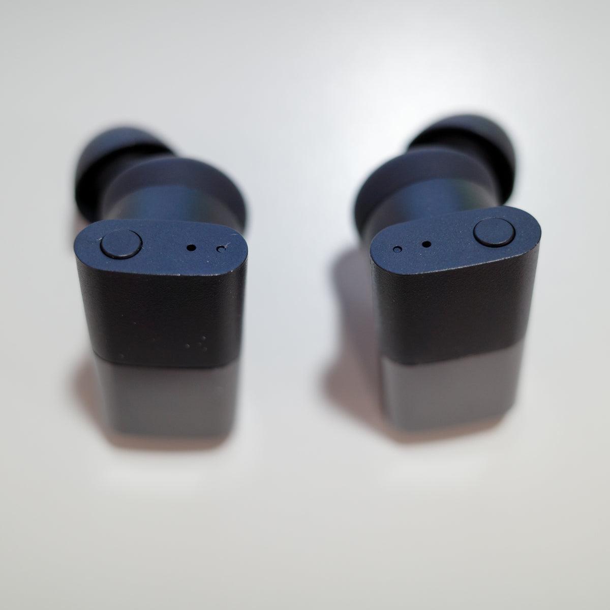 プロも納得のクオリティ。完全ワイヤレスイヤホン「STATUS Between