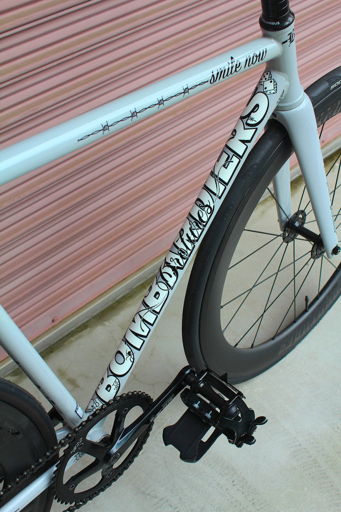 BOMBARDIERSは僕が今1番手にしたいフレーム | ブローチャーズ