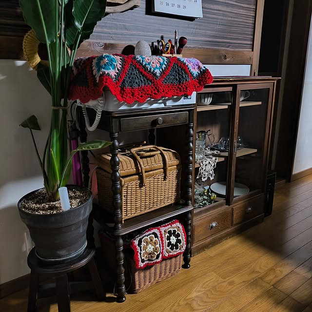 レトロ電話台のおすすめ商品とおしゃれな実例 ｜ RoomClip（ルーム