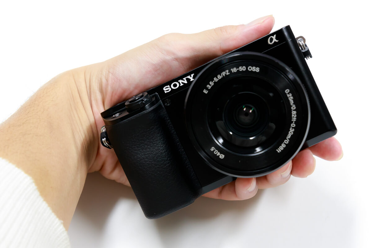 SONY α6100実写レビュー。最廉価ながらソニーの最新技術を体感できる