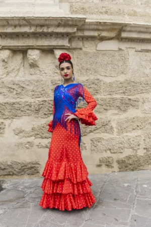 赤いフラメンコドレス：情熱と優雅さ - フェア万歳