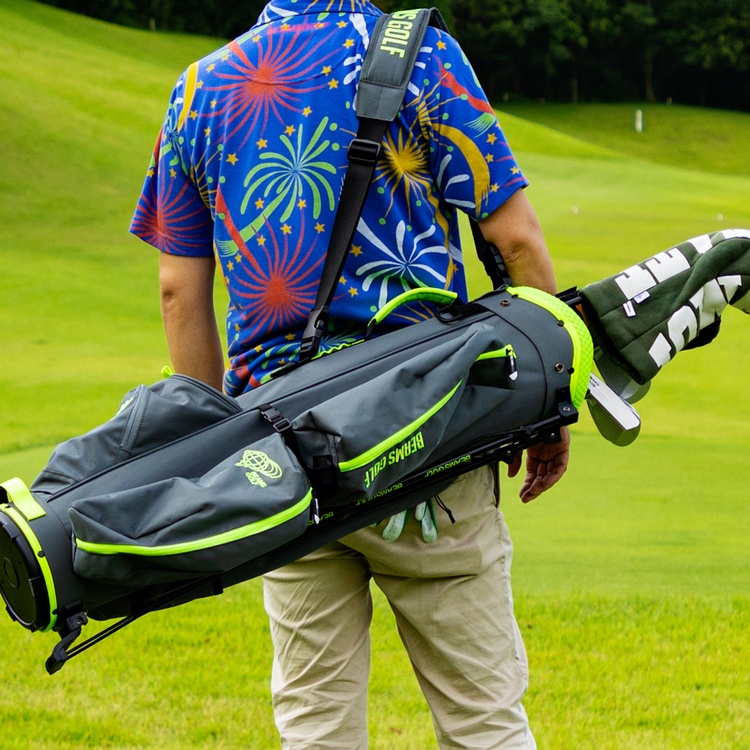 カジュアルに持てる新しいスタイルのキャディバッグ | BEAMS GOLF