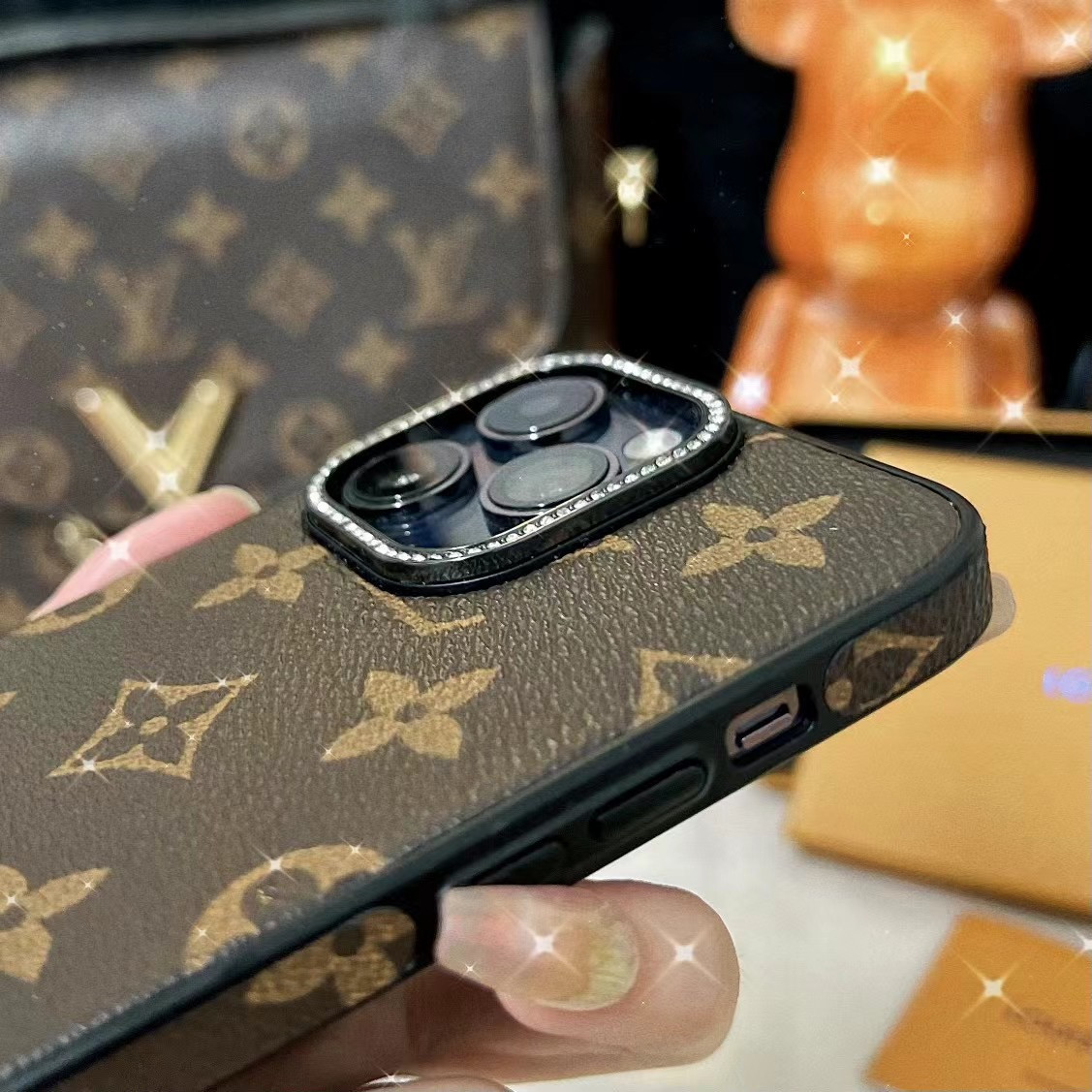 Louis Vuitton Coque Cover Case For Apple iPhone 15 Pro Max iPhone