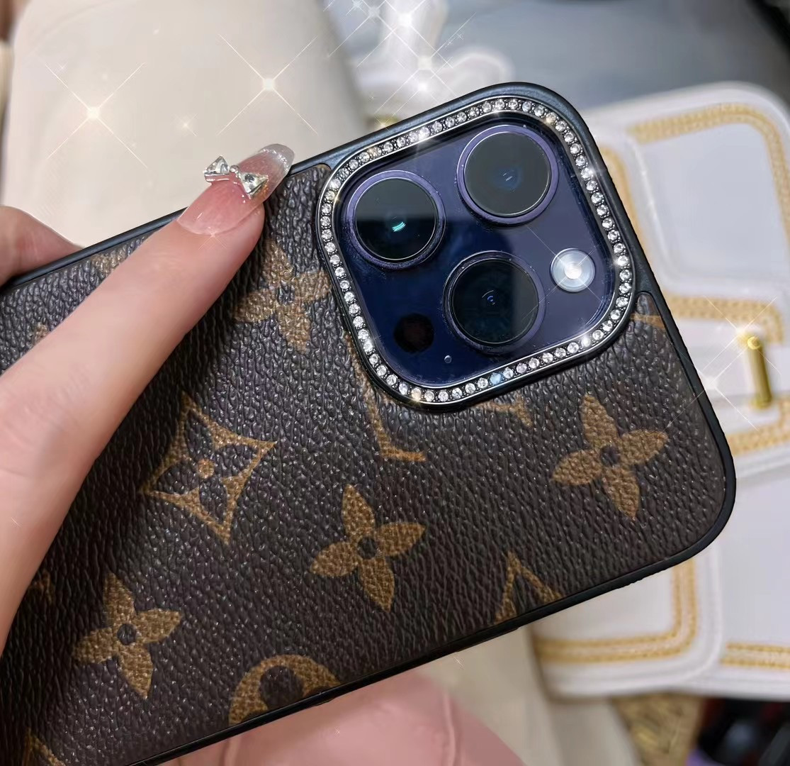 Louis Vuitton Coque Cover Case For Apple iPhone 15 Pro Max iPhone