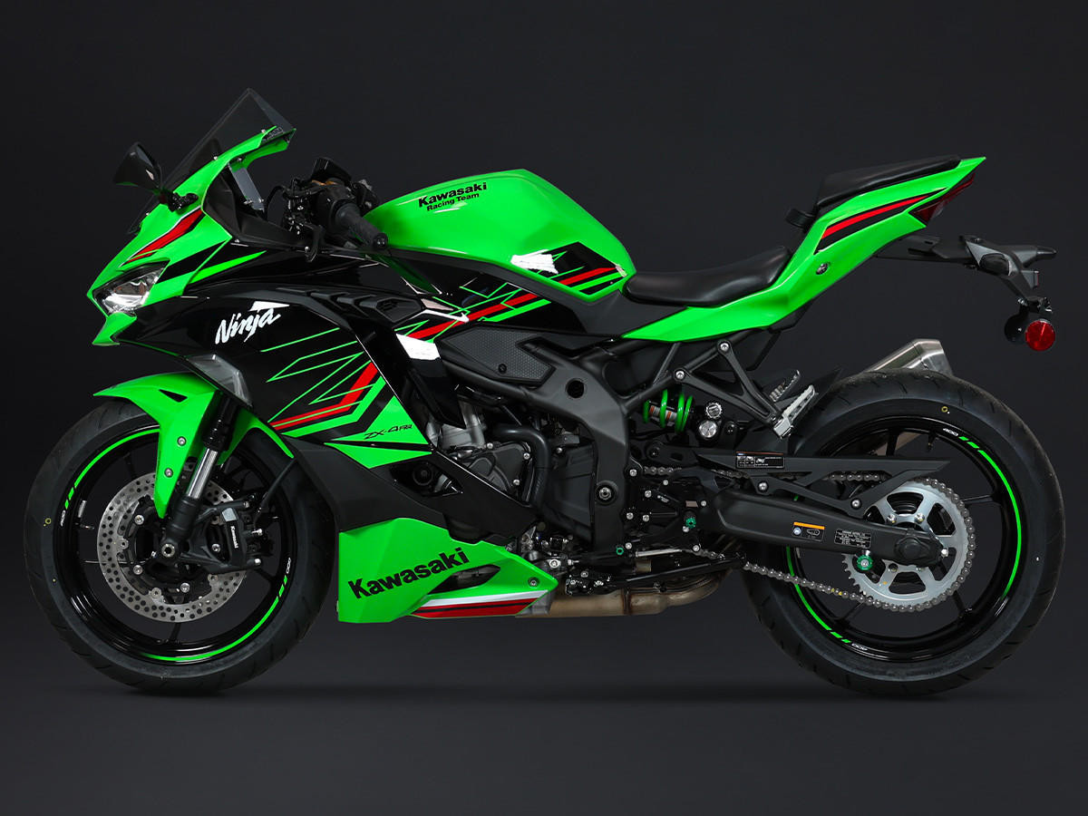 Bonamici Kawasaki ZX-4RR Folding Levers (Black/Green): MOTO-D Racing