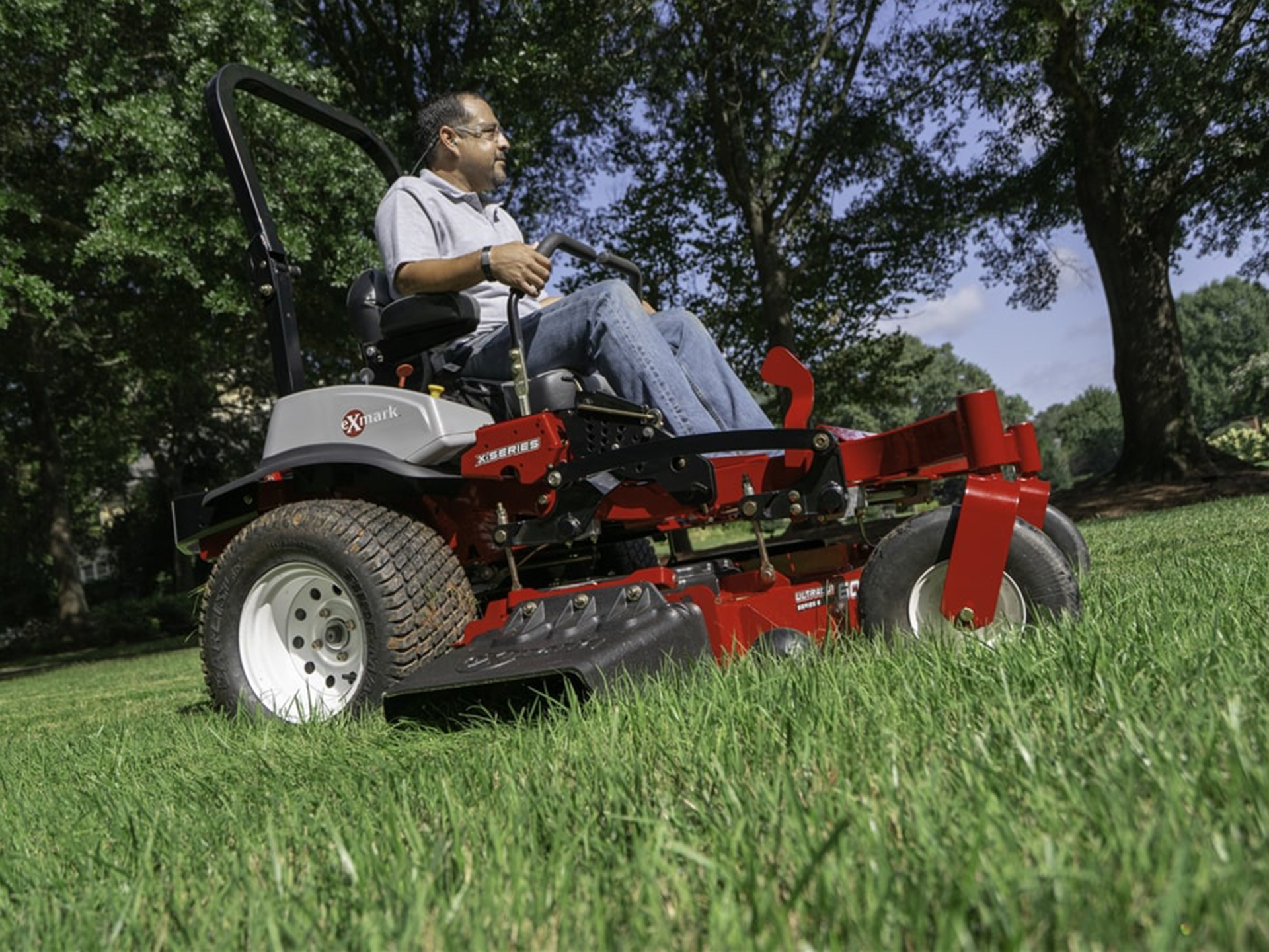 New 2025 Exmark Lazer Z X-Series 72 in. Kawasaki FX921V 31 hp