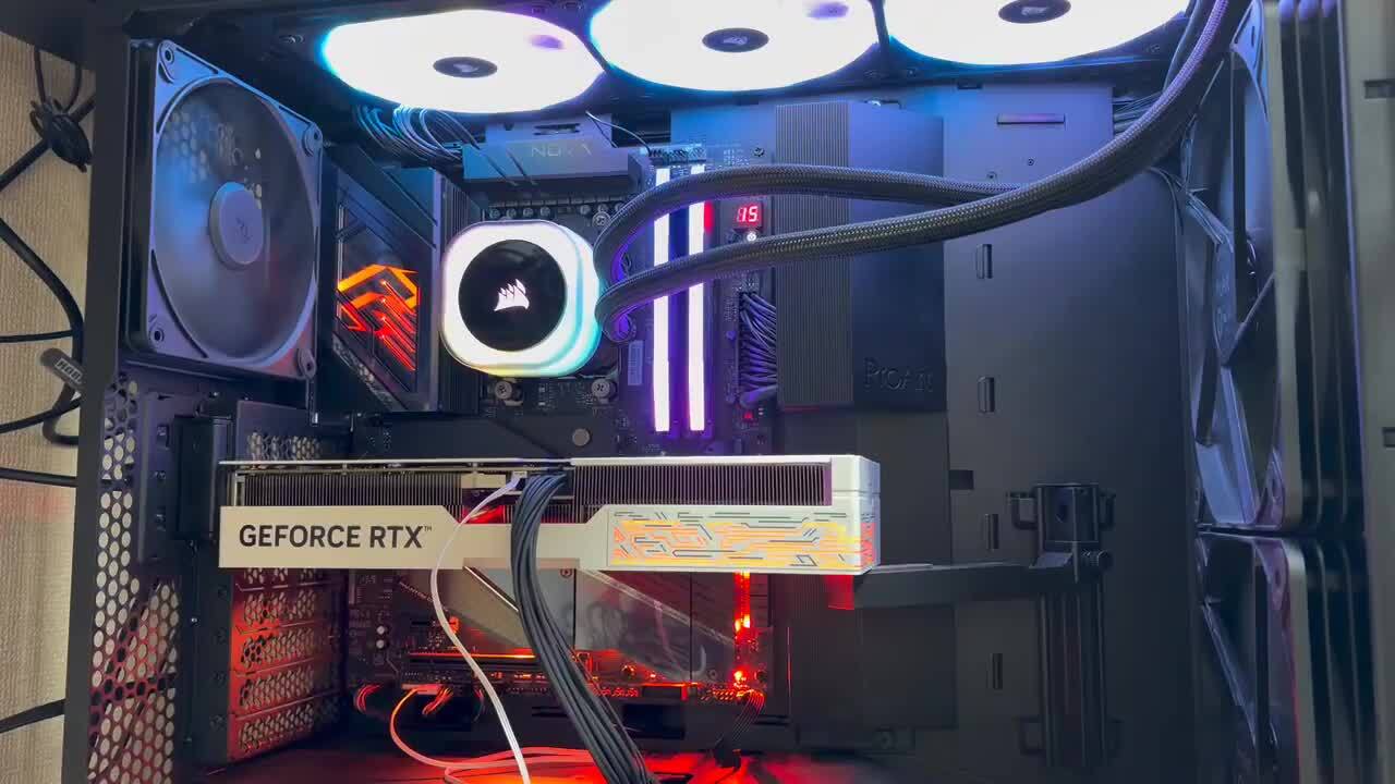 玄人志向 GK-RTX5080-E16GB/WHITE/TP [PCIExp 16GB] 価格比較 - 価格.com