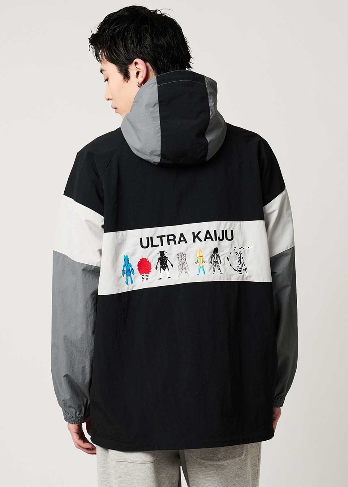 ウルトラ怪獣｜フード切替ブルゾン｜ユニセックス｜グラニフ(graniph