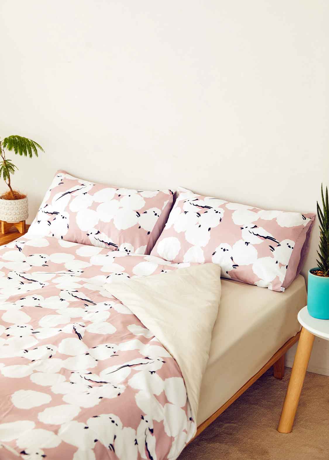 シマエナガ｜ベッドリネン 4ピースセット ダブル｜グラニフ(graniph