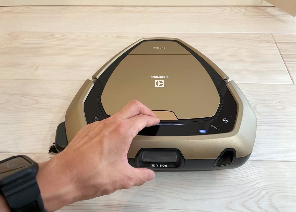 Electrolux PUREi9.2 レビュー】カメラとレーダーで衝突しないロボット