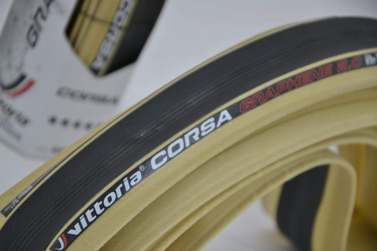 Vittoria Corsa Graphene 2.0 - Cicli Berlinetta