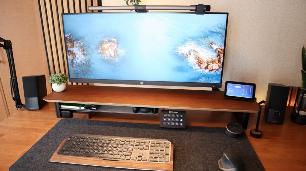 Amesobaのデスクシェルフをレビュー。国内で買える海外ライクなデスク