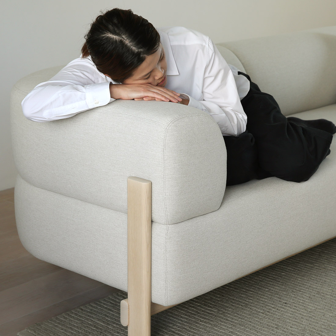 Karimoku New Standard（カリモク ニュースタンダード） / ELEPHANT